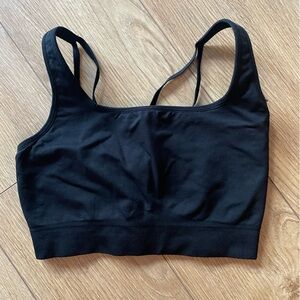 NVGTN sports bra